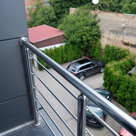 Ring Inn Apartments Obrenovac  Esterno foto